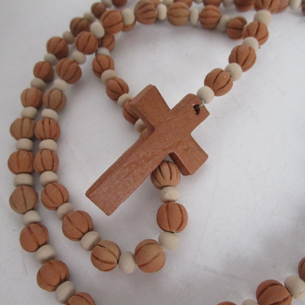 clay bead cross necklace - Picture 3 of 5